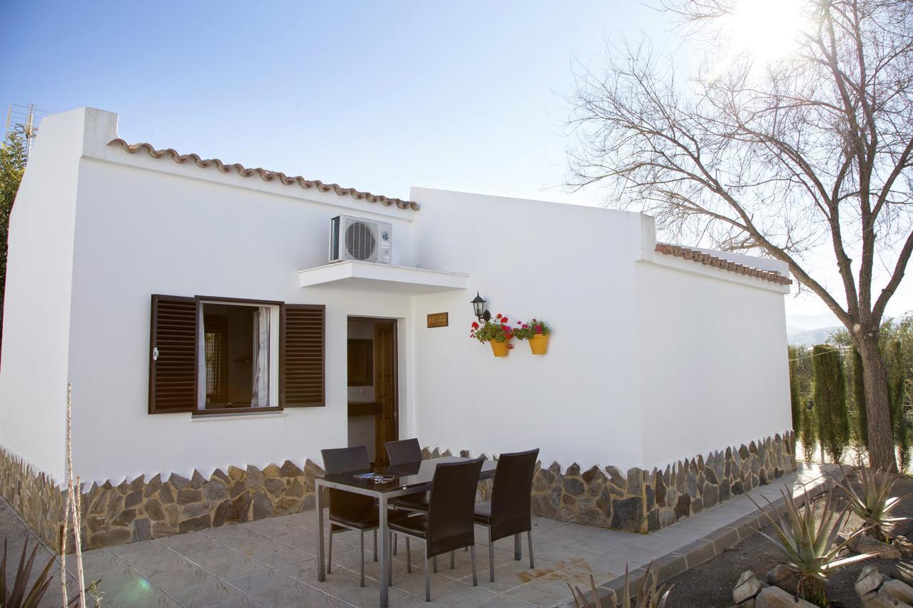 Apartamentos Puerta Sierra Puerto Serrano Dış mekan fotoğraf